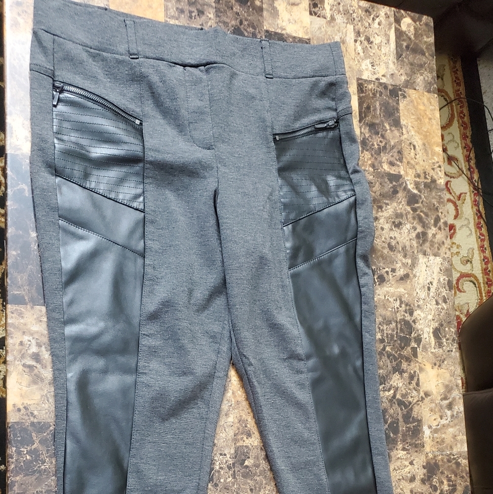 Worthington women's pants size L